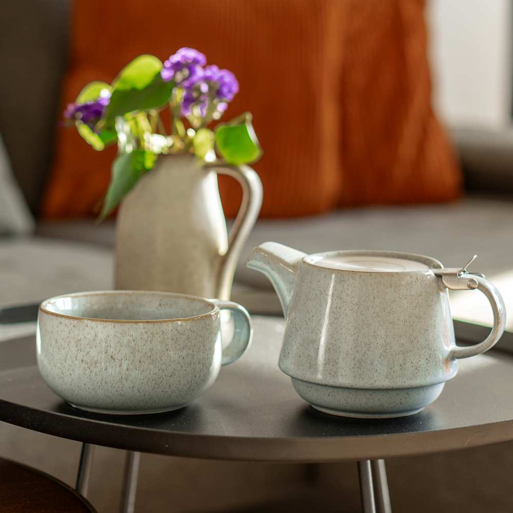 Lookbook Tea for One aus Keramik in hellblau