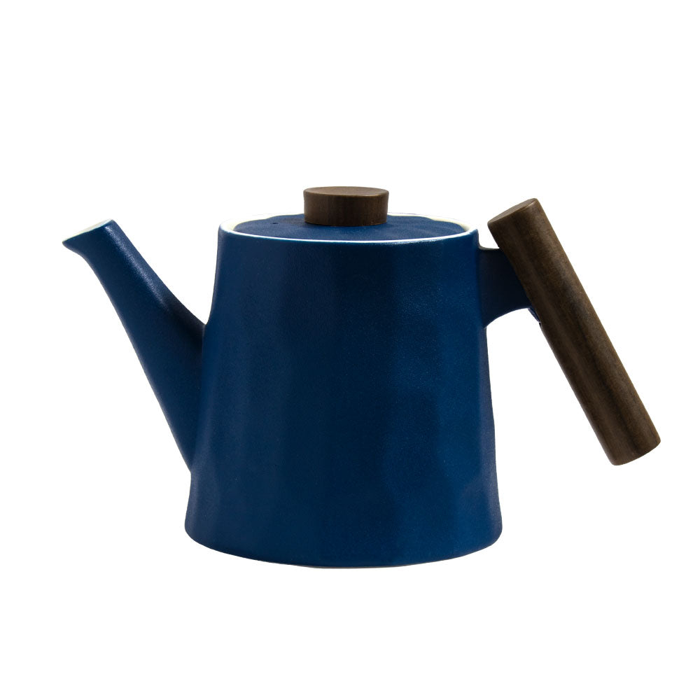 moderne Teekanne aus Porzellan mit Wabenstruktur - dunkelblau